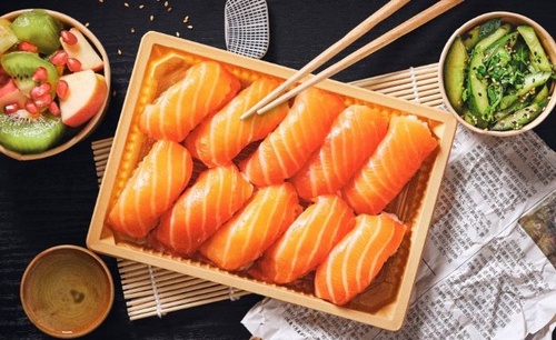 I4 - Sushi saumon à Okayama