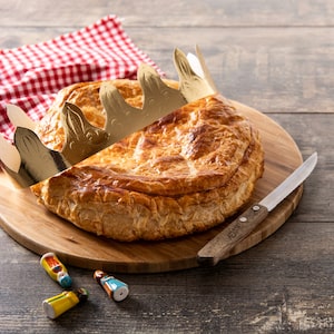 Savez-vous d'où vient la tradition de la galette des rois ? Room Saveurs vous explique tout !