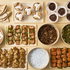 Découvrez la tendance food court en entreprise avec Room Saveurs